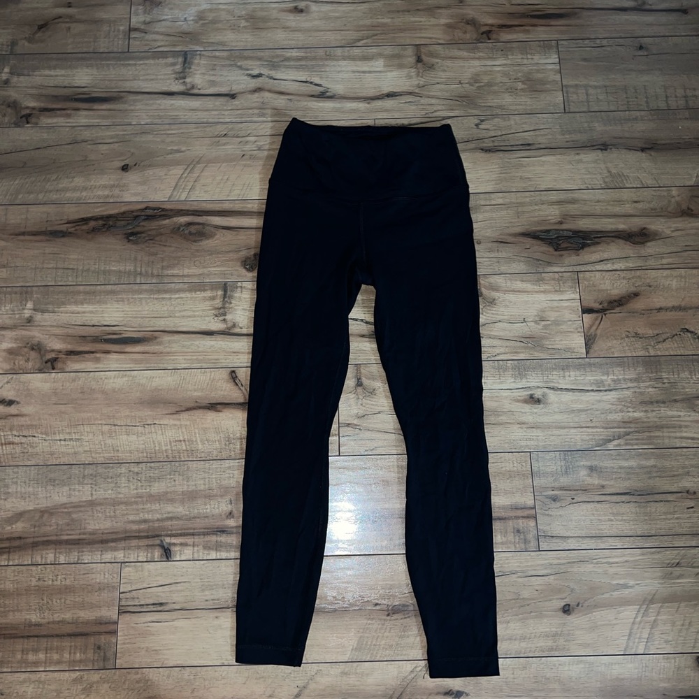 black leggings